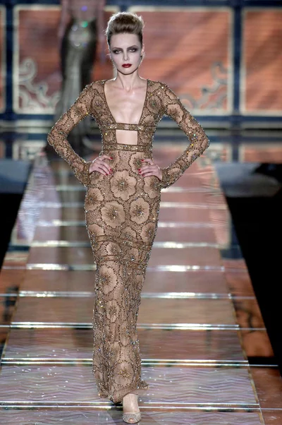 Look 33